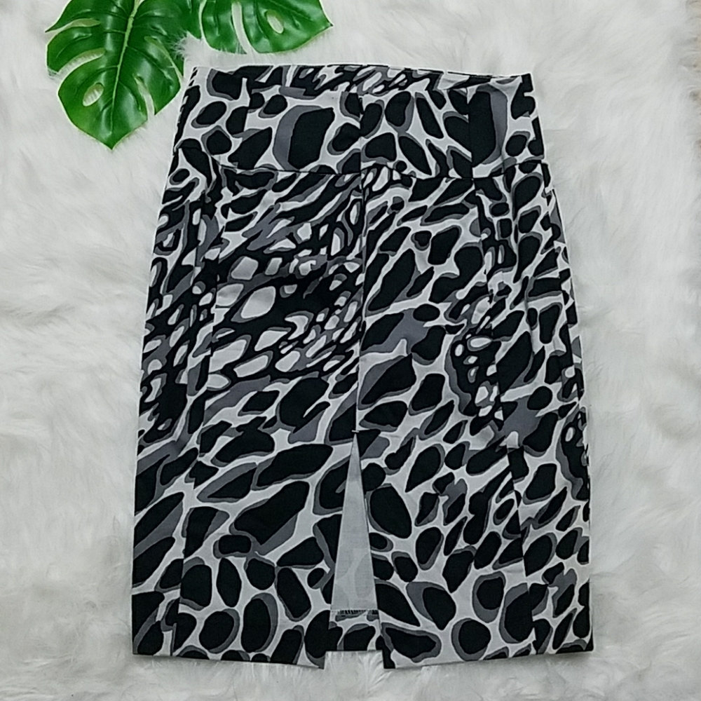 EXPRESS SKIRT - Picture 4 of 4